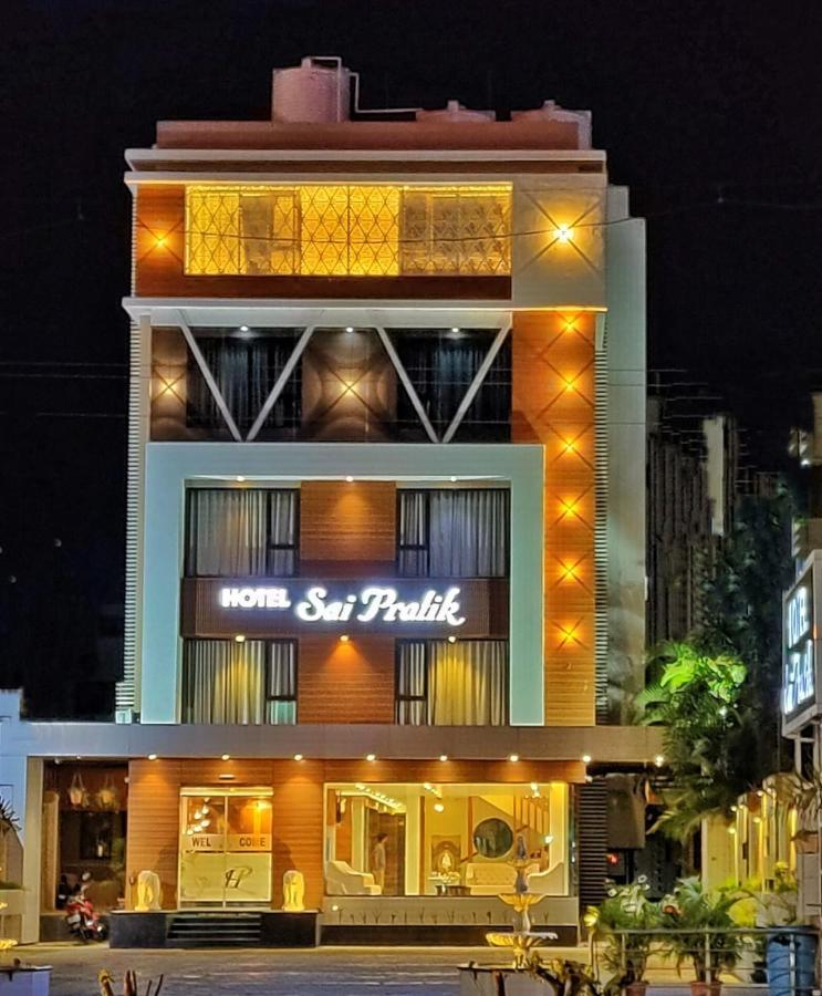 Hotel Sai Pratik, Newly Built Up, Complimentary Shuttle To The Temple 舍地 外观 照片